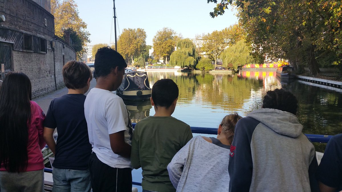 PW_Tower's tweet photo. Delayed photosfrom the canal boat #floatingclassroom https://t.co/uX0QGpWe08