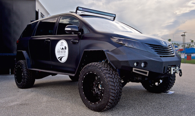 bobbydotson2062's tweet photo. RT https://t.co/cR0O8S8aLW 26-foot-long limo pick-up truck...well, why not? Custom #Toyota's make waves at #SEMA2… https://t.co/VxgCYgslkz
