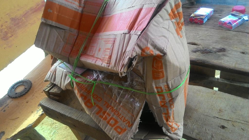 Mariam Amierah On Twitter Askpos And This Is The Result Pos Laju Ker Babi Laju Shah Alam Ke Kuala Krai Tracking Number Ep 074036909 My Https T Co Sy3xoon57f