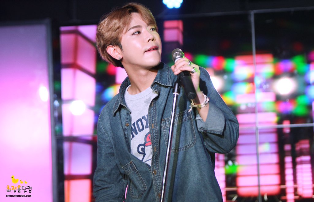 JUNGHOON_COM's tweet photo. [UP!] 15.06.25 일본 SHOWBOX
오늘부로 생 마감합니다.. 좋은 삶이였다..😇
#페임어스 #FameUS #정훈 #JungHoon
@Fameus_Hoon https://t.co/uMLbGj4WcH