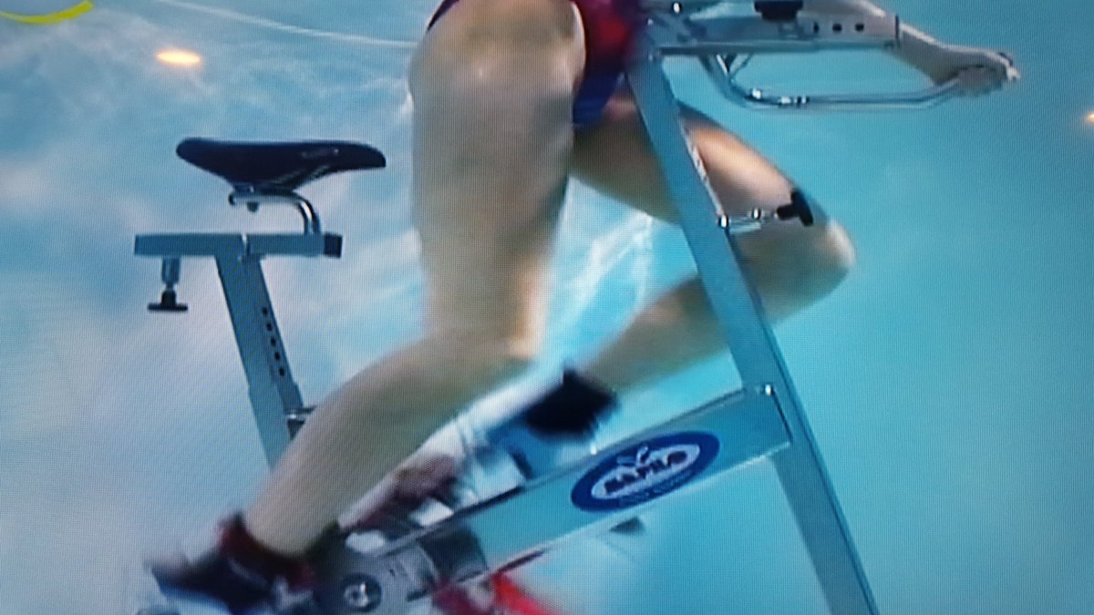 SublimForme's tweet photo. Une séance découverte d'aquabike à 10€ ? Prêt des chaussons !
Oublie de votre maillot ? Achetez le sur place !! https://t.co/751G2yYLWY