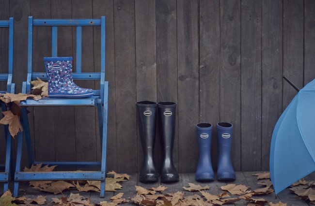 Destacado: Ya es oficial: es el momento de lucir botas de agua bit.ly/1SmtFxm