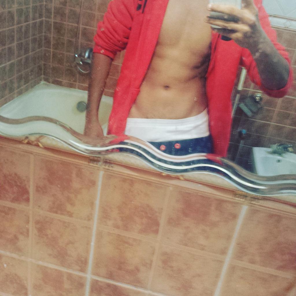 االفاضي ب جده يدش خاص 😘✋
#سالب_جده #مبادل_جده #موجب_جده