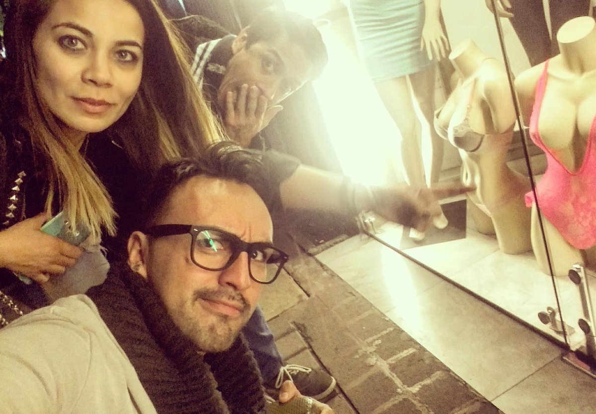 ExahelArellano's tweet photo. Oigan los amooooo bebés!!!! 😍 que gusto estar juntos!!! @gendelat @Anitarockstarr https://t.co/TH2MmKexZz