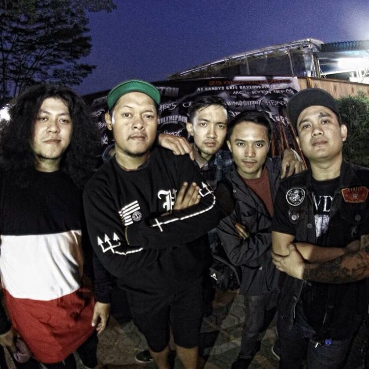 Reeb Zine tweet media