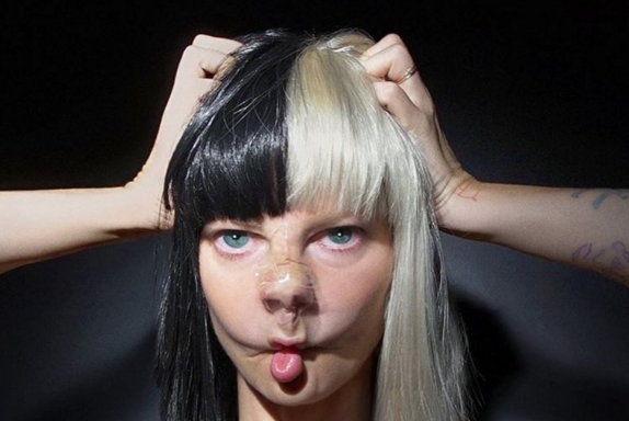 ELLEmagazine's tweet photo. Listen to Sia's powerful new single RIGHT NOW: https://t.co/9mOCUE6hdQ https://t.co/yo0PbpY0yQ
