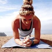FitbitSAfrica's tweet photo. How long can you hold a plank for? #WorkoutWednesday https://t.co/LaguJesbTk