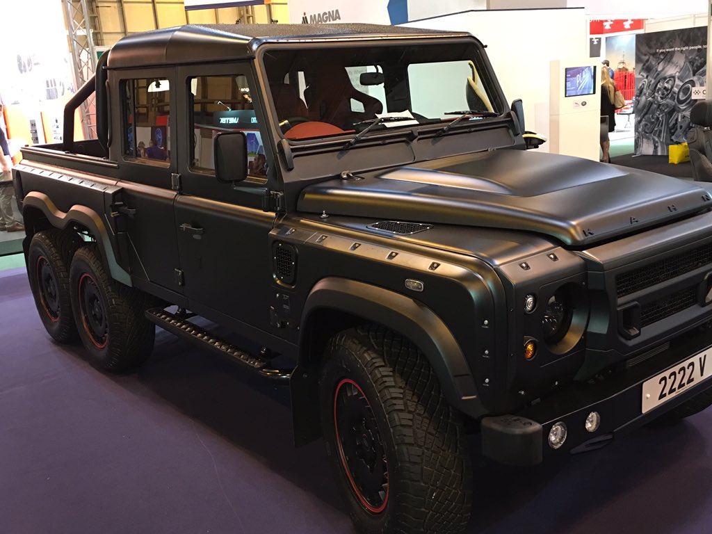 BarkleyPlastics's tweet photo. Managed to get a spot next to our very own show car as well #Defender #Doorhandles #AdvancedEngineeringUK https://t.co/k1HcYG38dF