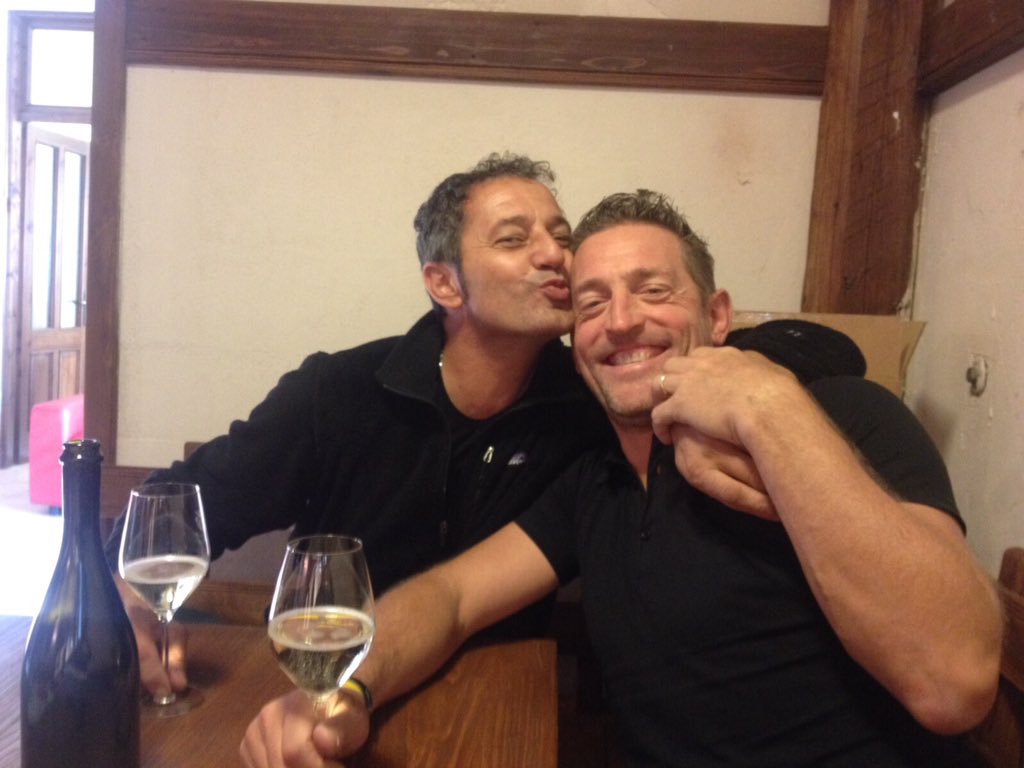 Che coppia!! Classe e generosità... E tanto roba!!!(si era emozionata anche la macchina fotografica)!!!