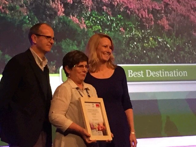 Tourism_gov_za's tweet image. #WTM15 World Responsible Tourism Awards - Gansbaai wins Best Destination. #WRTA2015