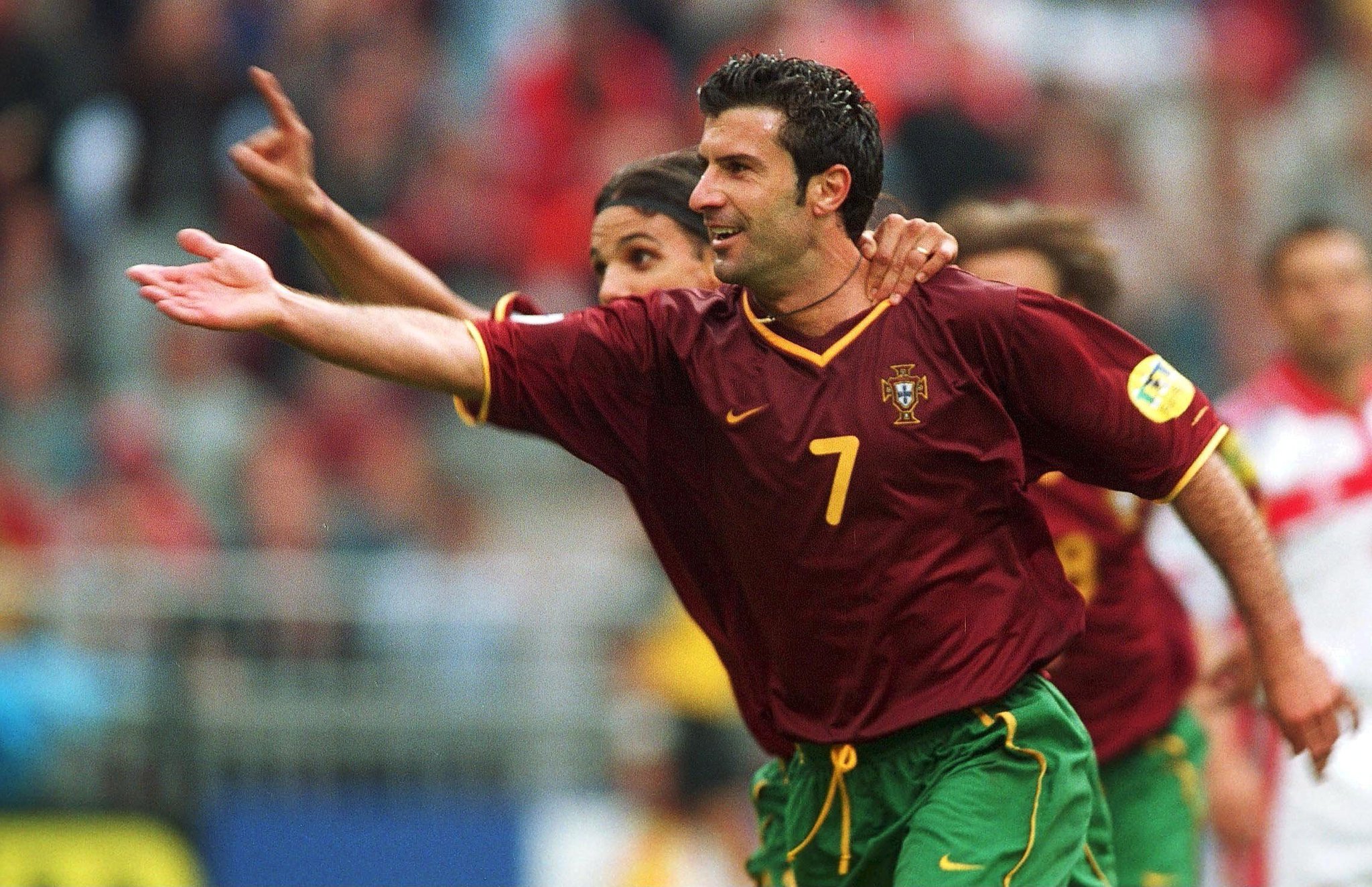 Happy birthday, Luís Figo , who won a record 127 caps for 