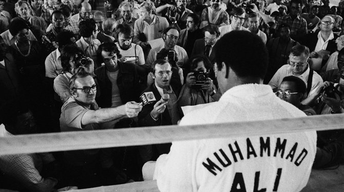 kickplanetTV's tweet photo. UA @UnderArmourES SpeedForm Phenom Trainer, 1º zapas Muhammad Ali x Under Armour Pintaza!! https://t.co/ecnqac7CQB
