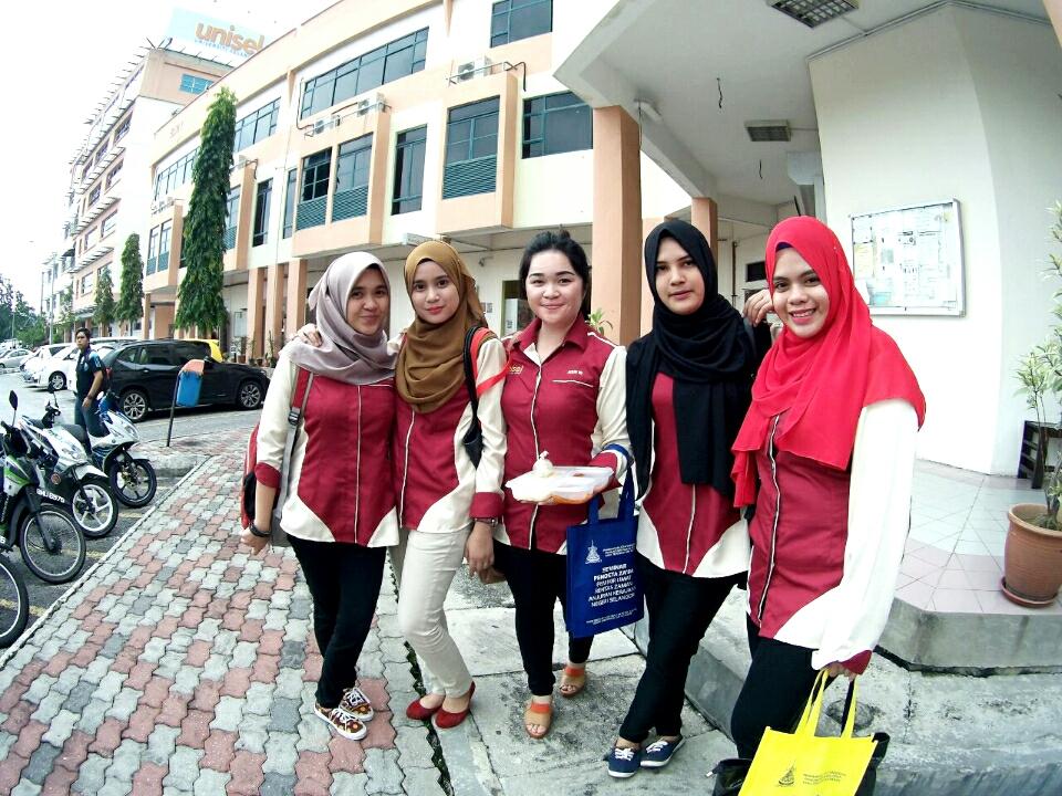aidaajamil's tweet photo. Program forum mahasiswa & peduli sosial. Done for today. Di unisel Shah Alam π #uniselkita @UniselKita https://t.co/GUy8hWgnv9