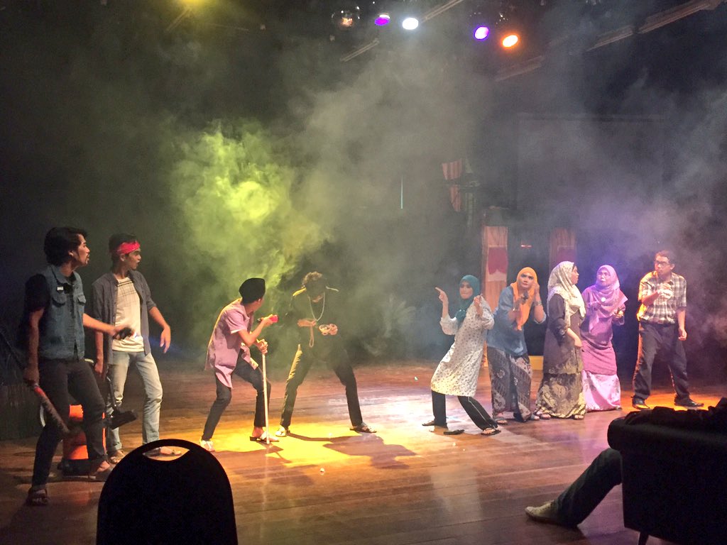 officialkdonews's tweet photo. You guys did very well! Tahniah kepada semua ahli kumpulan teater KDO ! #kdotheater #kgkulukilir https://t.co/TpTLD9SDpZ