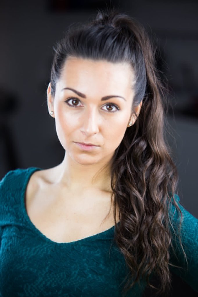 LFHeadshots's tweet photo. Yesterday we had the beautiful @Andrea__Regan in the studio for some headshots #headshot #dancer #photography https://t.co/Oc1URdGgUn