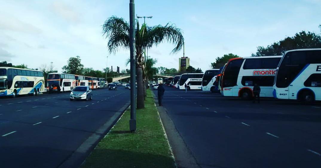 Guerrero1889's tweet photo. La ilusión Canalla parte a Córdoba
#11MasLaCiudadPorLaCopa https://t.co/D8Xq6GjLEP