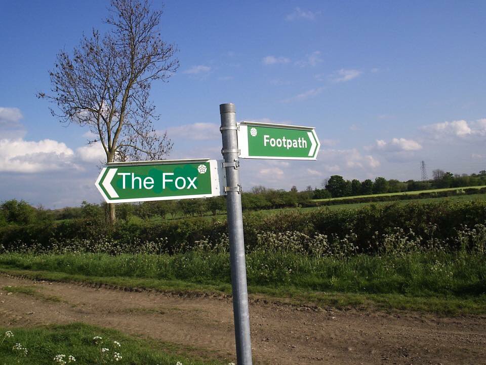 fox_pub's tweet photo. We have our next #iFootpath walk on Sun 15th Nov at 9am. #BringYourDogAlong #GetSnapHappy https://t.co/ZQsmZcQNdW