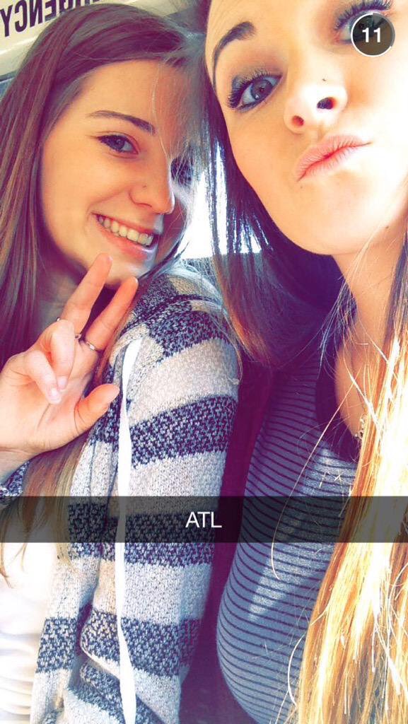 MakenzieFlynt's tweet photo. happy birthday BFF💗 I miss you so much and know the Netherlands is treating you well! have a great day! love you 😽😽 https://t.co/7Za44Gfwas