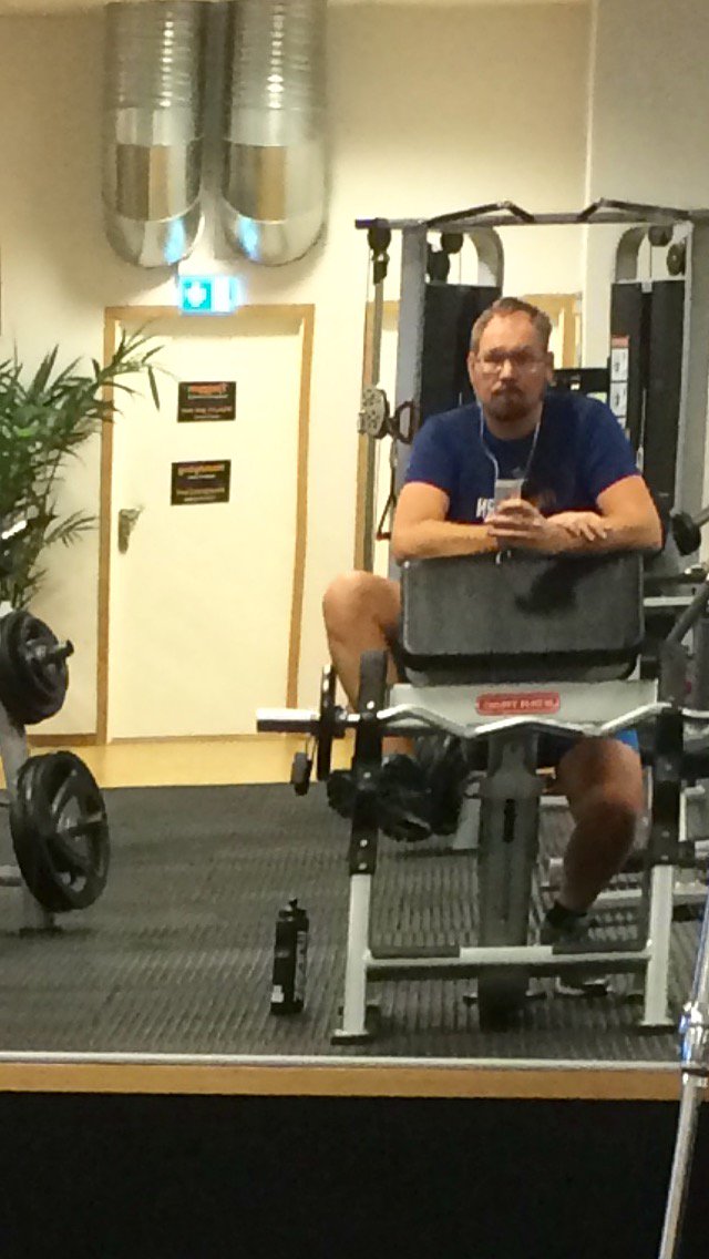 Jocke_And's tweet image. Dag 2 av 13435366745253288 på gymmet.
#CampJocke
#VR2016
#ÖnskarDetVoreBeach1994