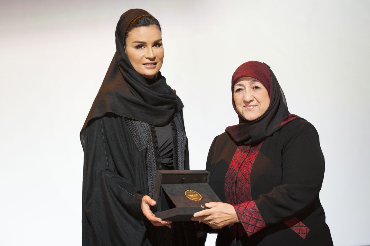 WISE_Tweets's tweet photo. Her Highness Sheikha Moza bint Nasser presented the #WISEPrize for #Education to Dr. Sakena Yacoobi at #WISE15 https://t.co/kra5S6fFVB