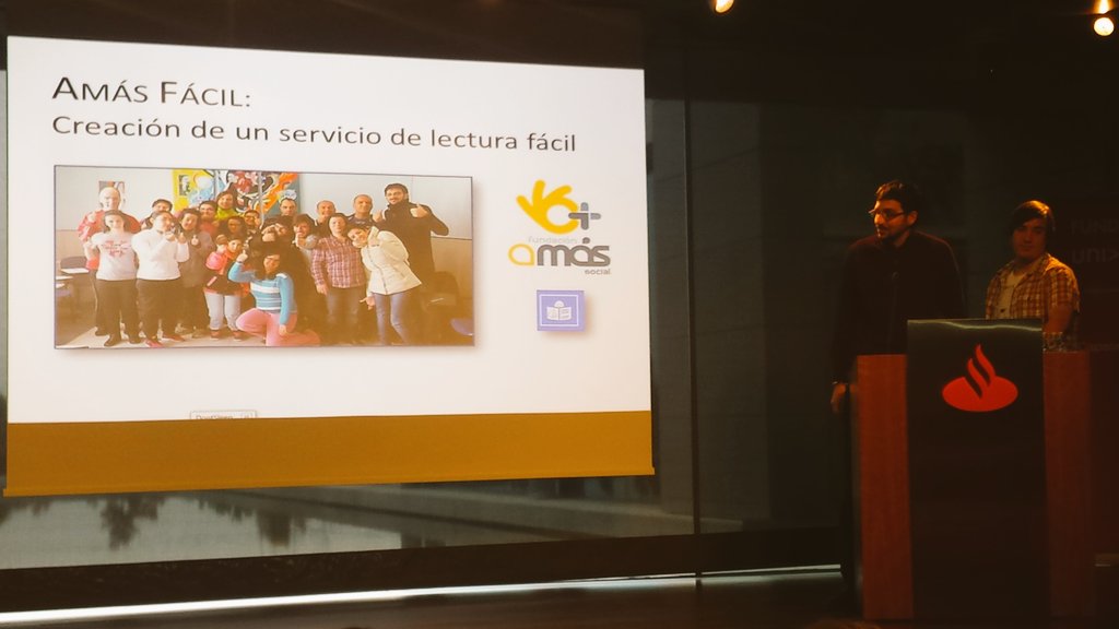 SergioAguinaga6's tweet photo. #amasfacil @GrupoAMAS  @dilo_facil  presenta recibe #premiouniversia 😊 @virg_jimenez @carlos_s_v @carlos_s_v https://t.co/uIx5eoLrer