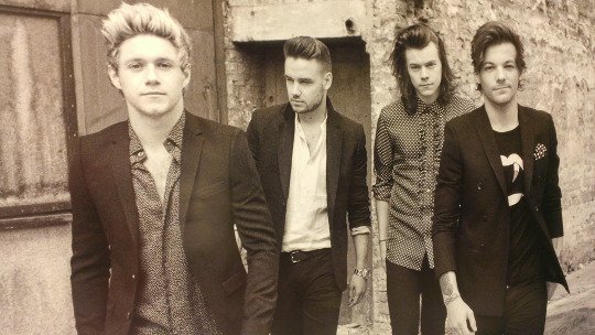 LatestAbout1D's tweet photo. New pics from the MITAM photoshoot https://t.co/kp4ZQgSVQD