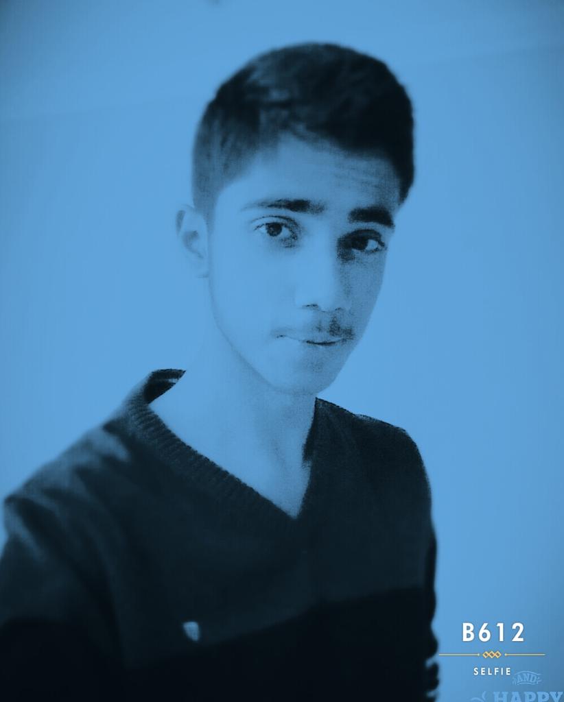 AdilAbbas's tweet photo. Birthday...#selfie https://t.co/kyGyw4xZ0L
