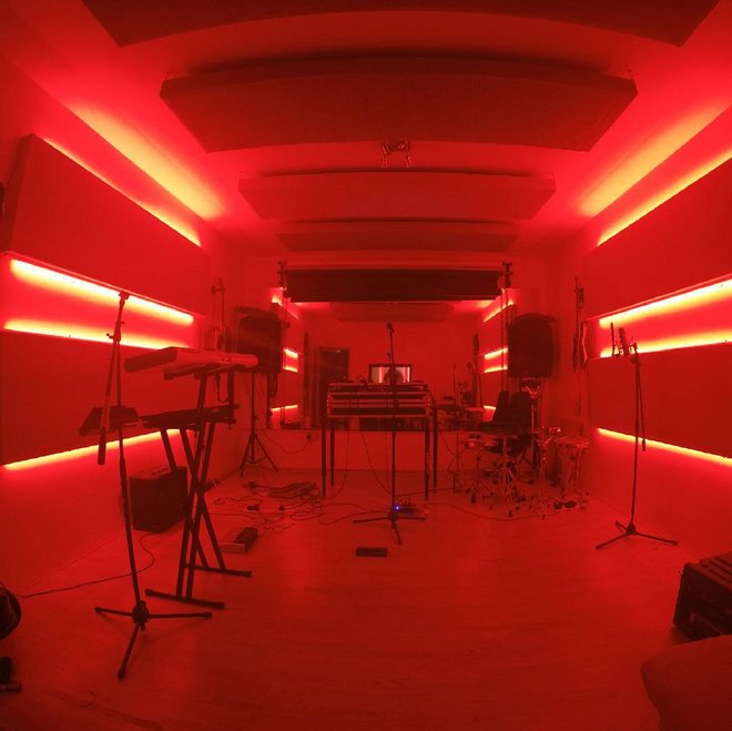 ArkonFly's tweet image. Studio flex for the weekend #FridayFeeling #Hello #ArkonFly bit.ly/1dbSufN RT