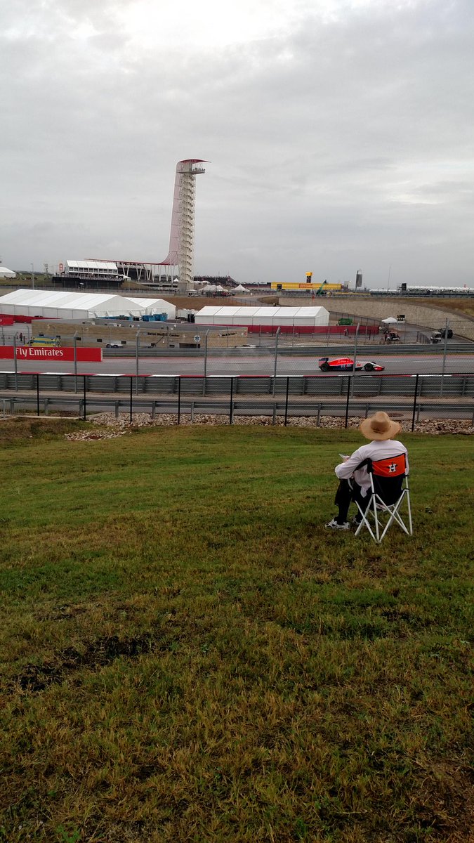 lostsouthernkid's tweet photo. USA! USA! USA! #COTA #USGP #AlexanderRossi https://t.co/0mo2FpwNsN