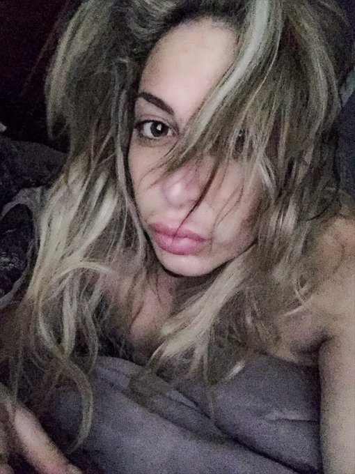 #GoodMorning #clubsavannahjane https://t.co/WGHo2LEXeR<a href="/tag/goodmorning"class="tags">#GoodMorning</a><a href="/tag/clubsavannahjane"class="tags">#clubsavannahjane</a>