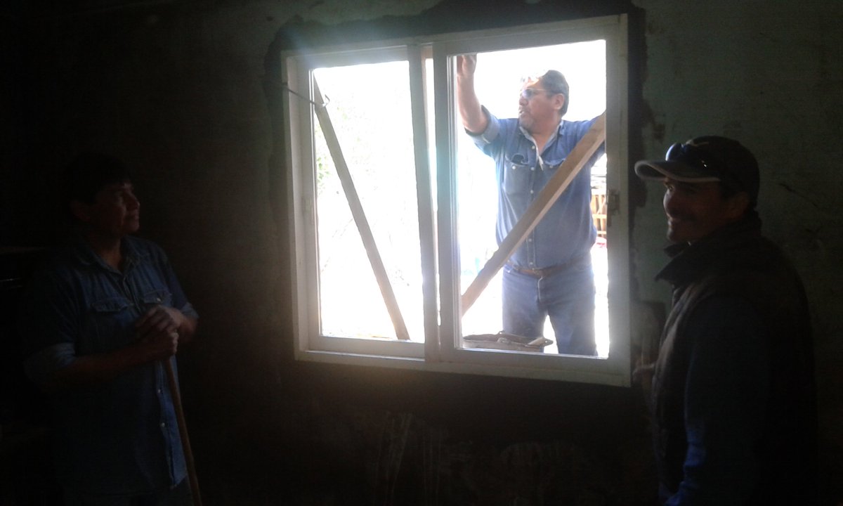 munitw's tweet photo. Continua Refaccion , Casa de Inocencio Carinao ,B° Tiro Federal ,
Coordinacion de Viviendas Municipal https://t.co/EMyl934xPX