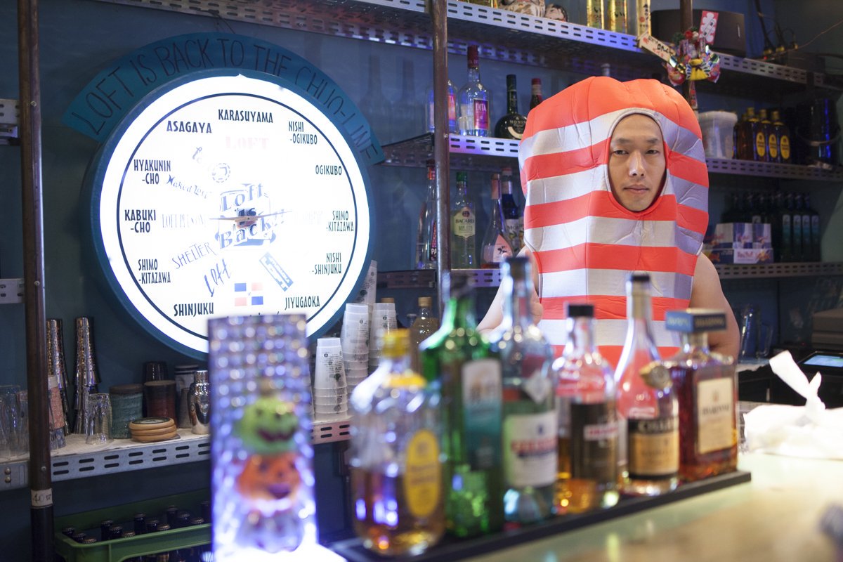 大川竜弥 フリー素材 スナックフリー素材閉店しました ハリセンボンさんのトークライブにきていたジーニー堤さん 涼南佳奈さんと一緒に写真撮ってもらいました T Co Qwliwjpw8b