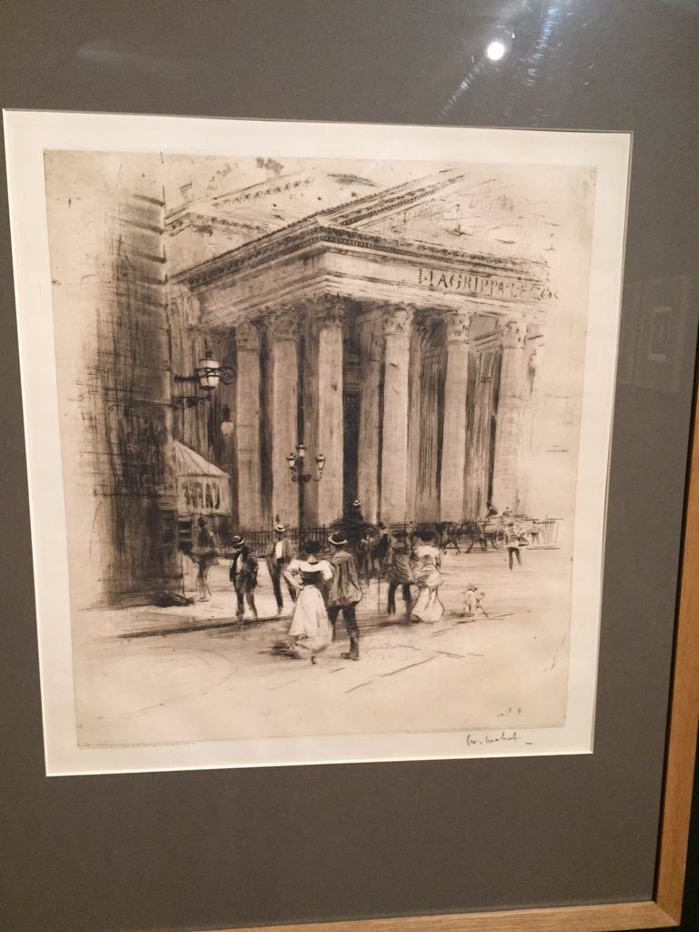 At <a href="/theartsmuseum/">Пушкинский музей</a> and asked students to do #museumselfie periscope or Instagram. #новоемузейное