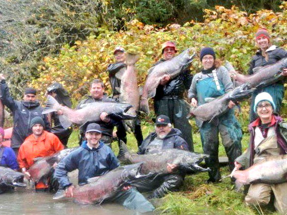 PSF's tweet photo. RT @PSFcory: Love this pic of Wannock chinook! @PSF supported salmon conservation w/ @RiversInlet https://t.co/qiSvJIlvKq