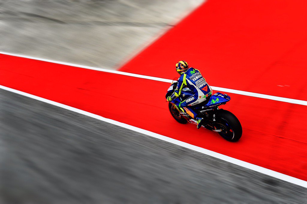Valentino Rossi tweet media