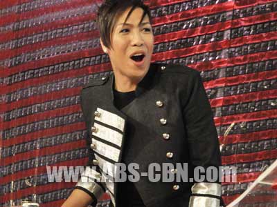 iloveviceganda's tweet photo. The Vice Ganda (@vicegandako) that we saw last October 24 2009! 💕 #ShowtimeAnimversary https://t.co/jn750aTLpa