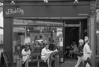 BeanSmitten's tweet photo. The @Blackdogcafe in #Tunbridge Wells have our Tanzania Tweega AA as their guest roast this week Pop in a try a cup! https://t.co/DqrwgBjF25