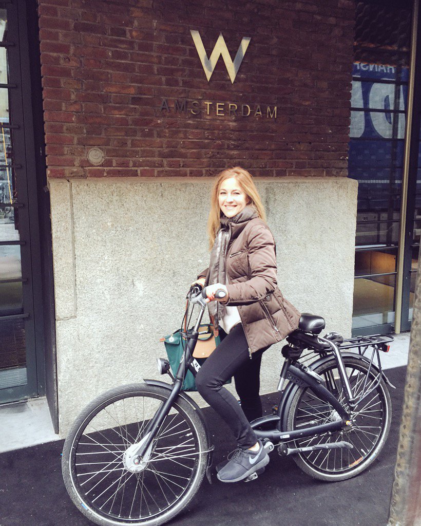elisamoralesss's tweet photo. Ruta en bici #amsterdam #xxxw @WAmsterdamHotel @WHotels https://t.co/NScEGVxscx