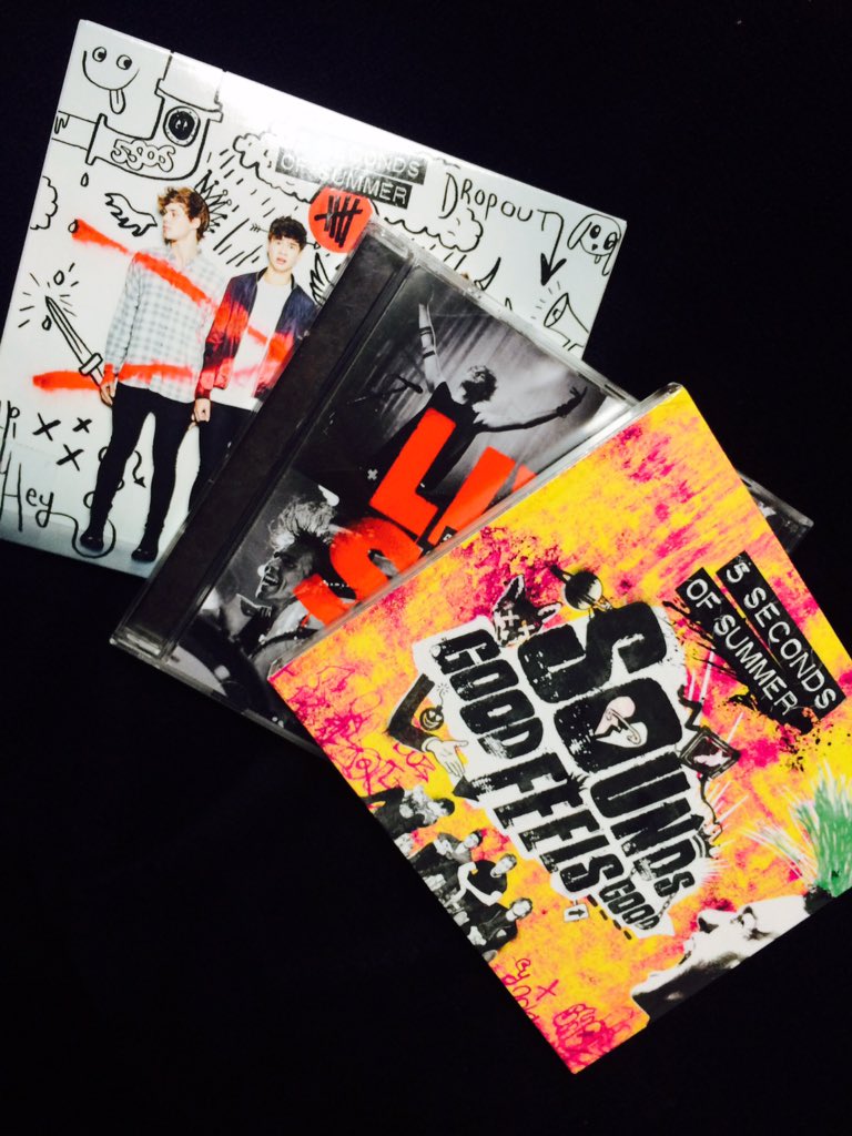 revieve97's tweet image. 🤑🤘🏻🦄@5SOS #SoundsGoodFeelsGood #livesos