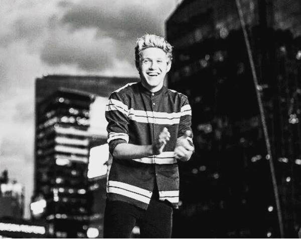 Niall es tan latigable 😍😍😍