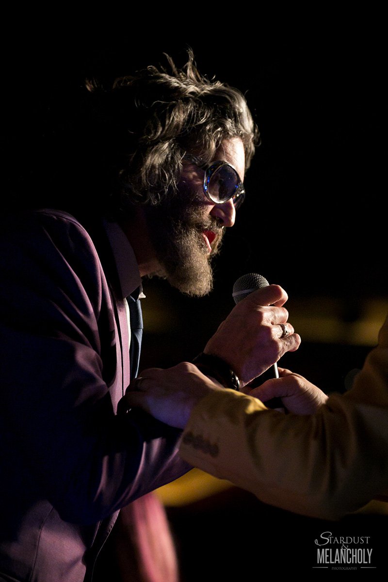 MelancholyPhoto's tweet photo. .@Omundson Karaoke, Salute to Supernatural Las Vegas 2015 #stardustandmelancholy https://t.co/VQUPLgtJsB