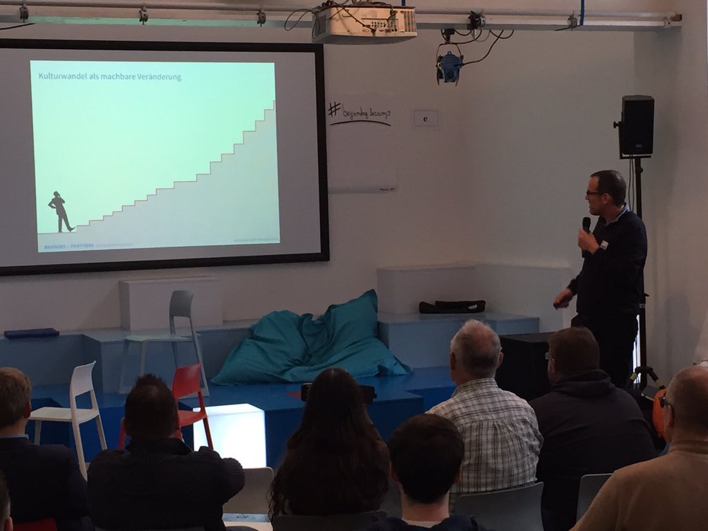 beyondagilecamp's tweet image. &quot;Wir müssen auf Sicht führen&quot; @ulfbrandes auf dem #beyondagilecamp