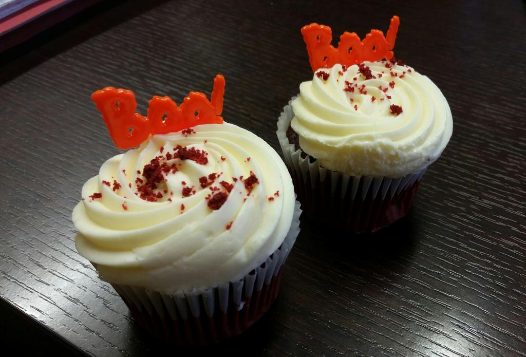 End of a busy week treat. Red velvet cupcakes from <a href="/treatboutique2/">Treat Boutique</a> #HappyHalloween