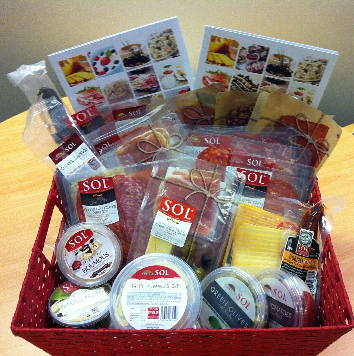 atasteofsol's tweet photo. Be in for a chance to win this SOL hamper!! Retweet this photo and follow us on Twitter and Facebook! #atasteofsol https://t.co/gdhVti2lAy