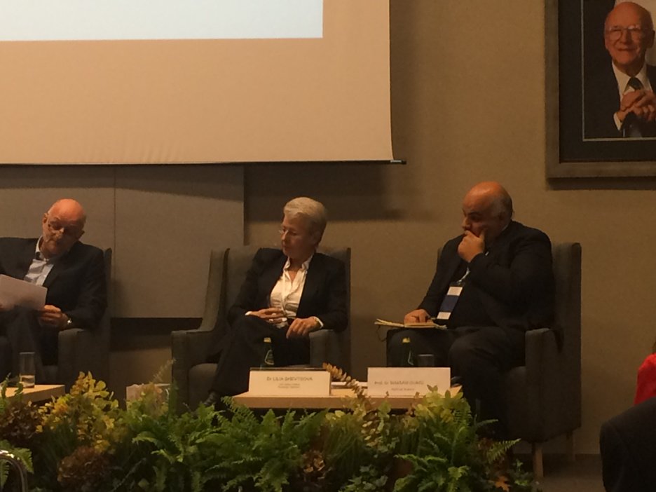 Лилия Шевцова назвала политику ЕС в отношении РФ балаганом.#WDD2015