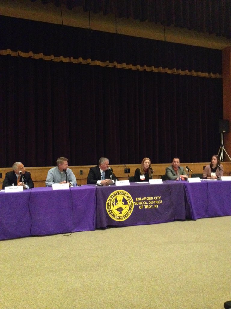 RenscoChamber's tweet photo. Great panel discussion today! @janackgroup @GreyCastleSec @SchodackCSD @Momentive @GreaneTree and Berkshire Union https://t.co/tQXy6QVAAp