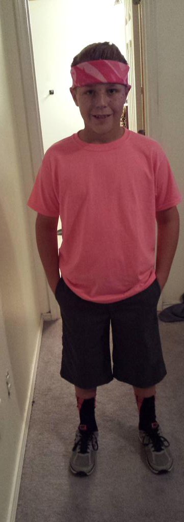 TheCakeBallLady's tweet photo. @OfficialCISD @NolaKWilson #pinkout2015 https://t.co/c0cJqnkXLz