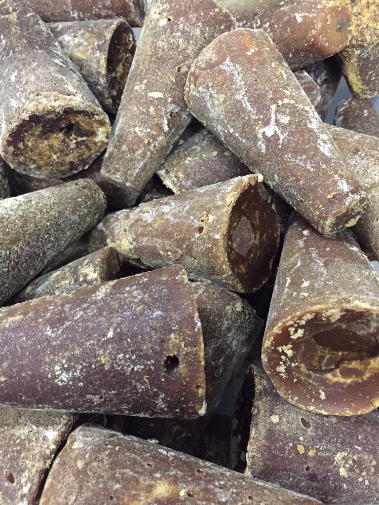 Para la reducción de café de olla del flan <a href="/CARBON_MR/">Restaurante Carbón</a>