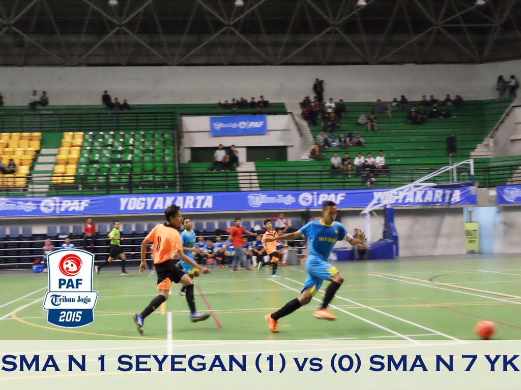 PAFProduction's tweet photo. Pertandingan ke 9 dimenangkan oleh SMA N 1 SEYEGAN!
@tribunjogja 
#SUPERNOVA
#TJPAF2K15 
#PLAYOFF
#Day7 https://t.co/XVDbv8NnTH