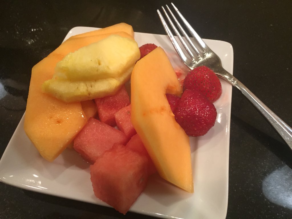 EdTechDotCom's tweet image. #conferenceperks #tltechlive #freshfruit #fruitonfleek